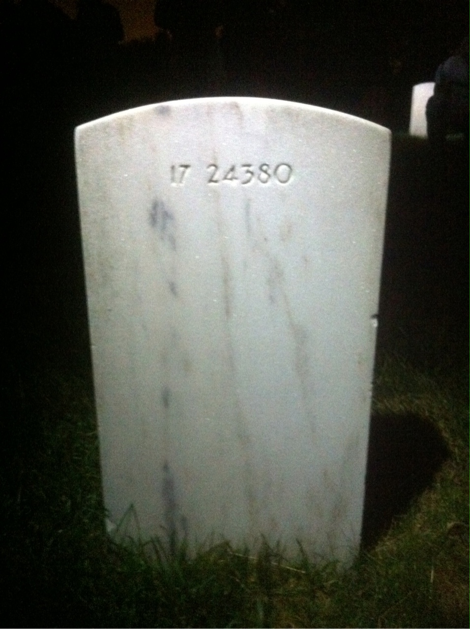 Headstone of Arthur L Southerland Jr.