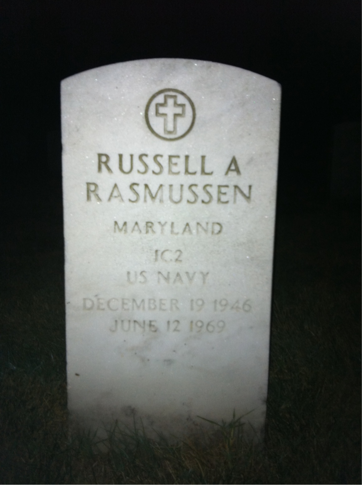 Headstone of Russell A Rasmussen