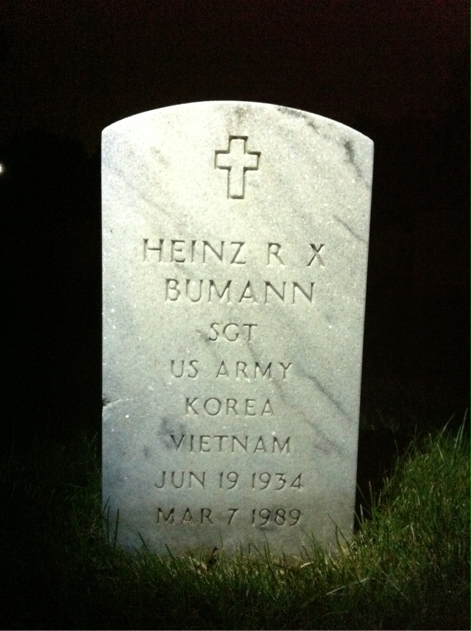 Headstone of Heinz Robert Bumann
