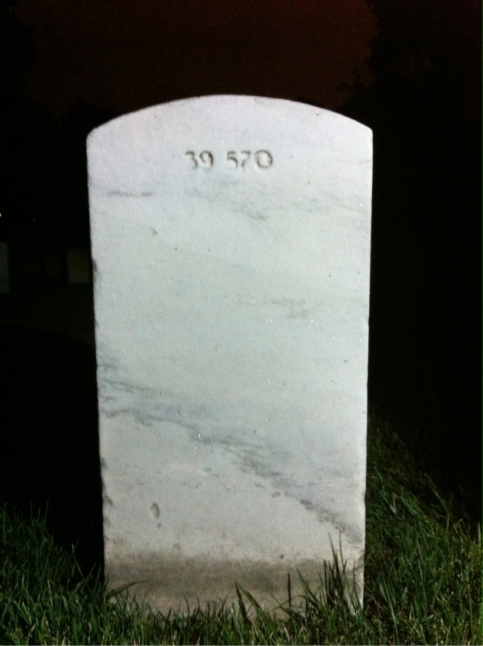 Headstone of Leo Hooper