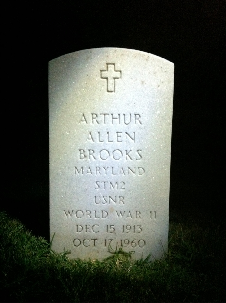 Headstone of Arthur A Brooks