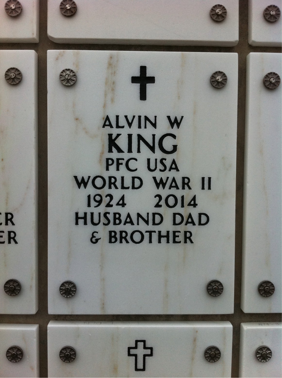 Headstone of Alvin W King