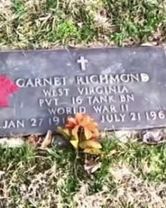 Headstone of Garnet Richmond