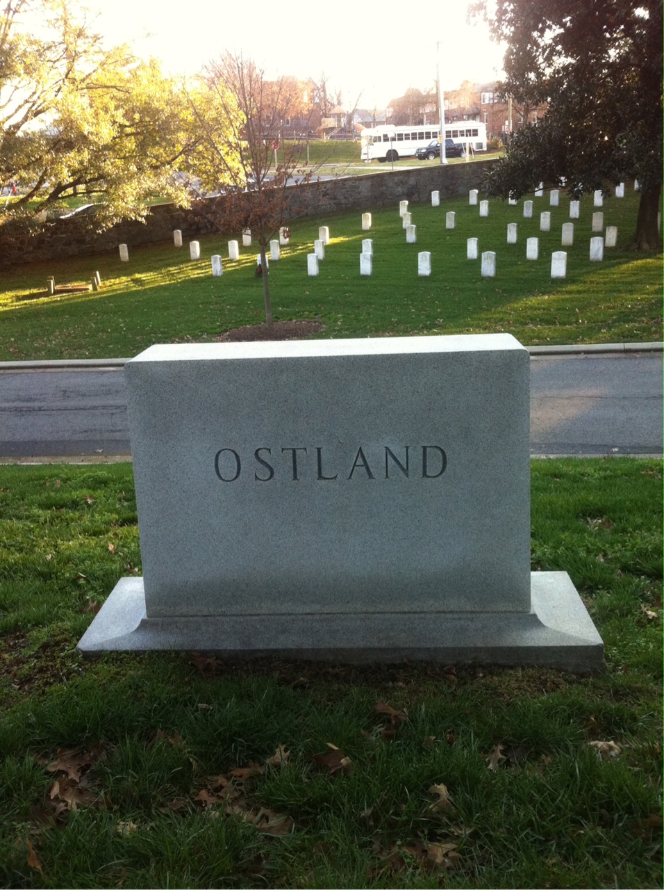Headstone of Robert C Ostland