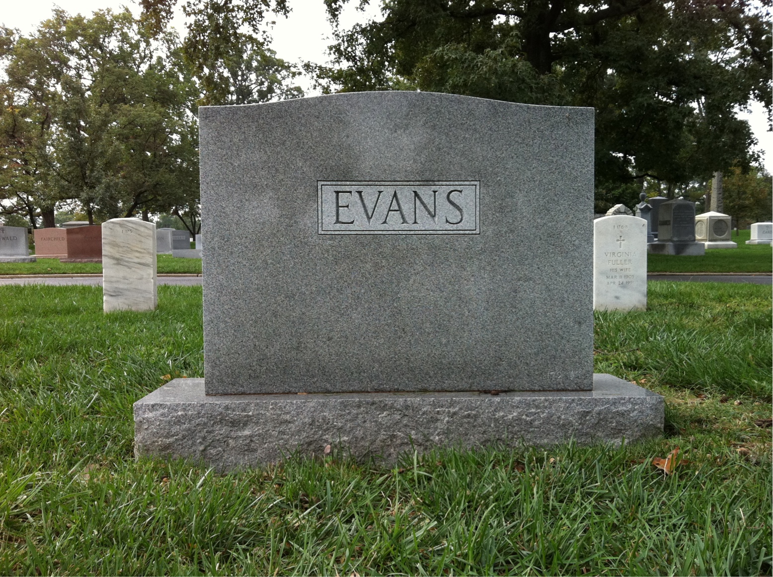 Headstone shared by 2 interments, including Benjamin F Evans Jr.