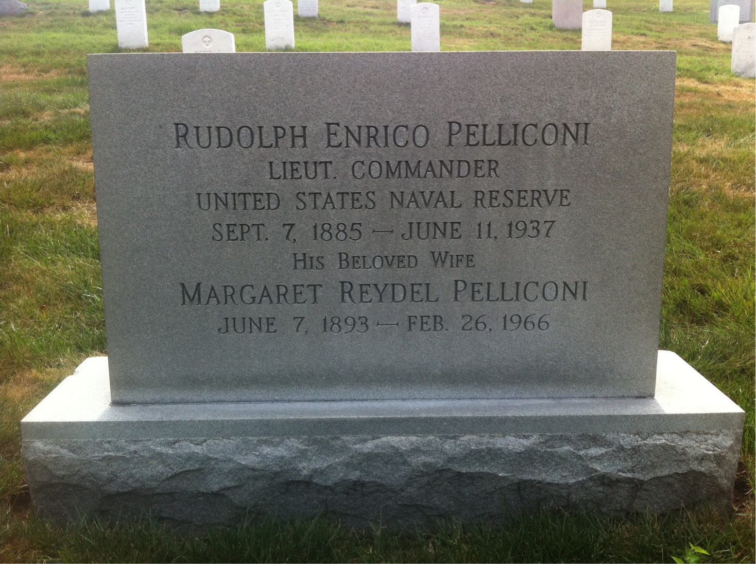 Headstone of Margaret J Pelliconi