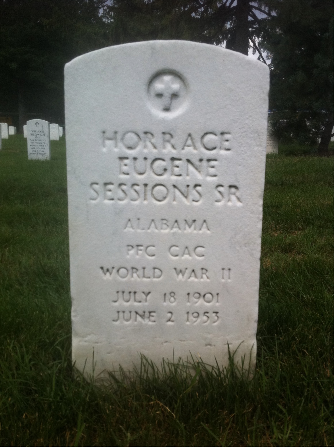 Headstone of Horrace E Sessions Sr.