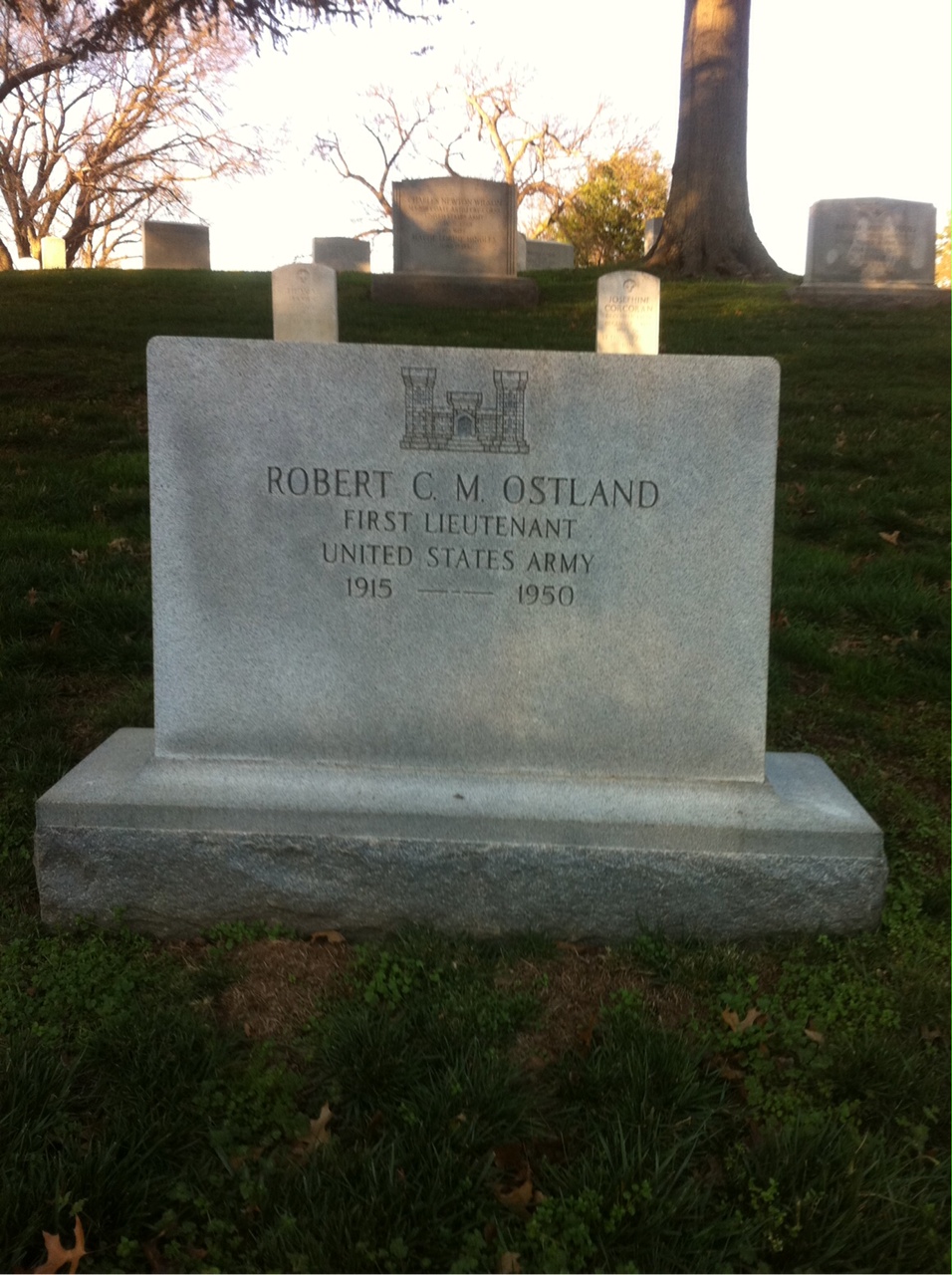 Headstone of Robert C Ostland