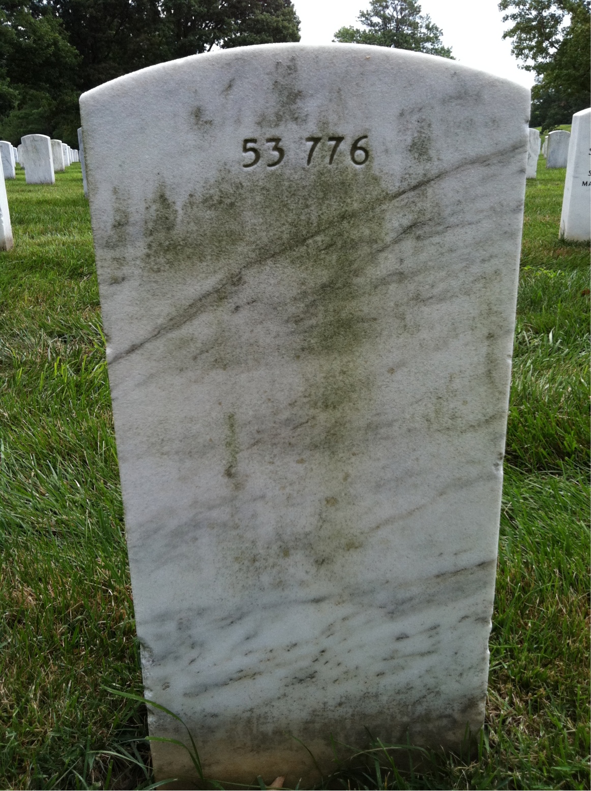 Headstone of Hubert Earl Sparks