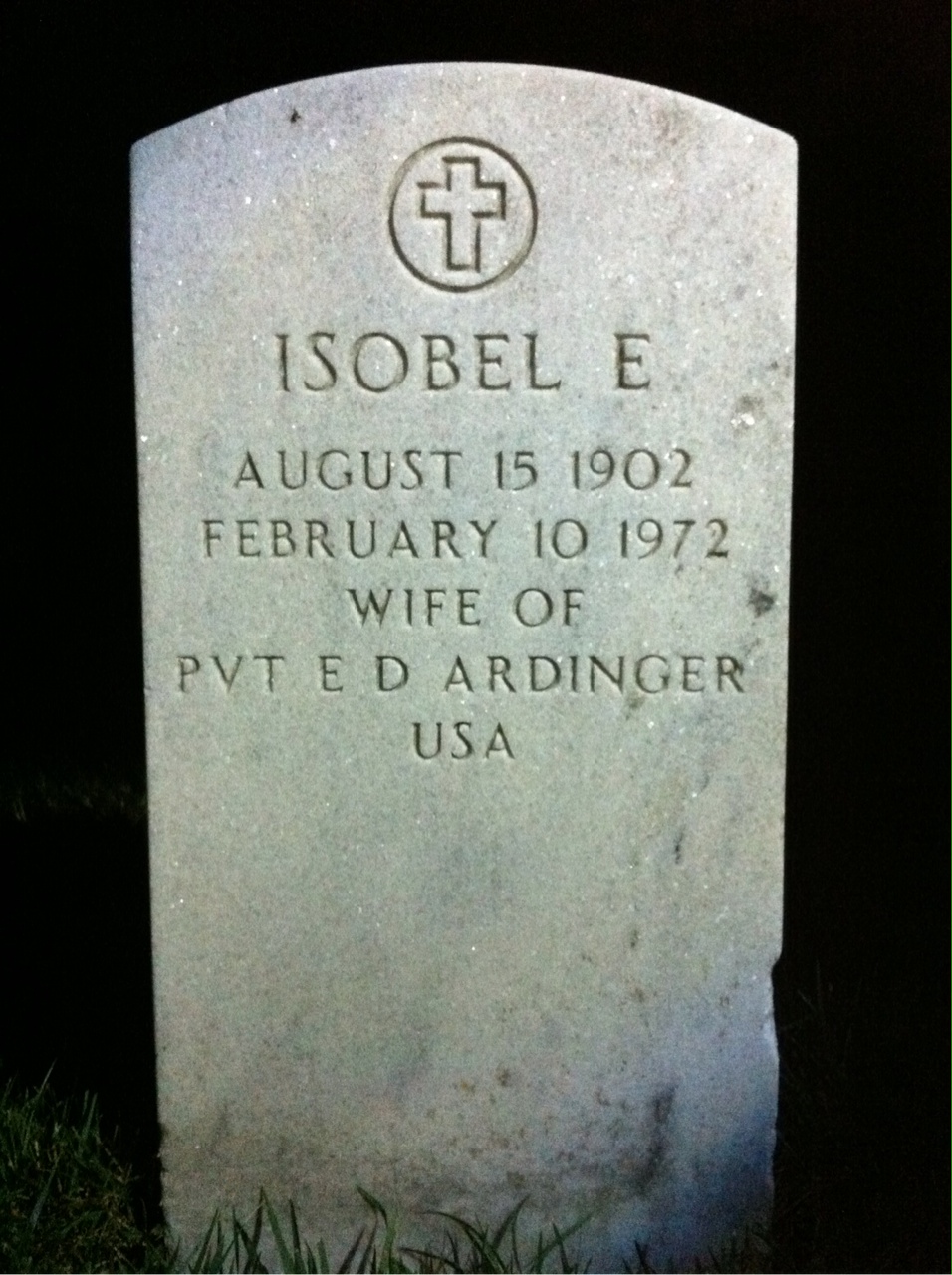 Headstone of Isobel E Ardinger