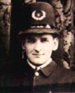 Del MacIntyre