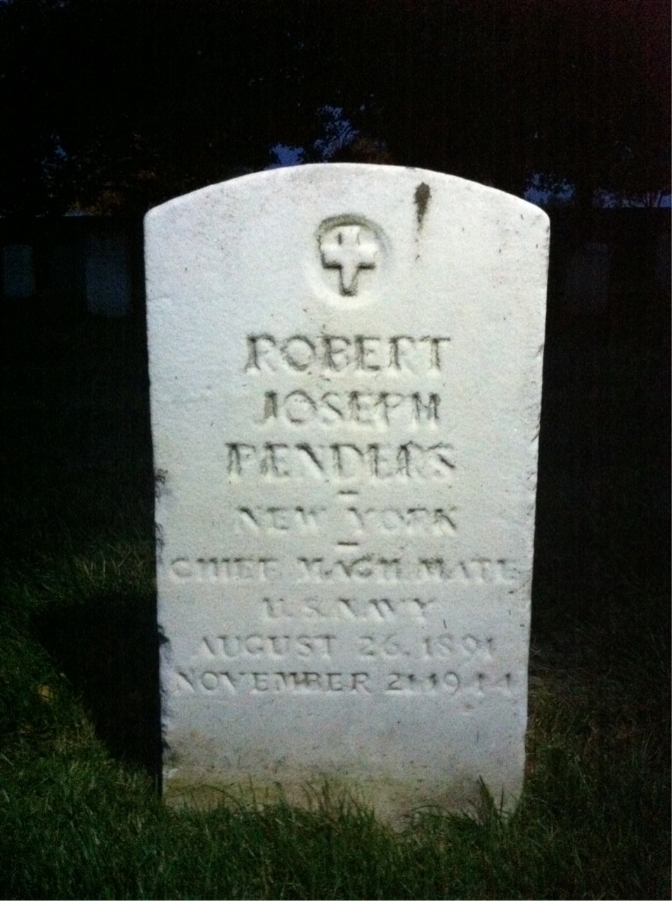 Headstone of Robert J Penders