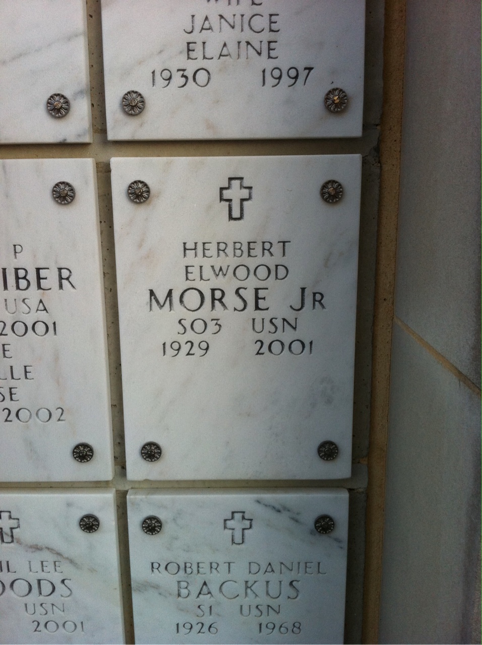 Headstone of Herbert Elwood Morse Jr.
