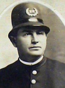 Headstone of Lewis C. Hipple