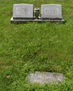 Headstone of Oscar Leaverton