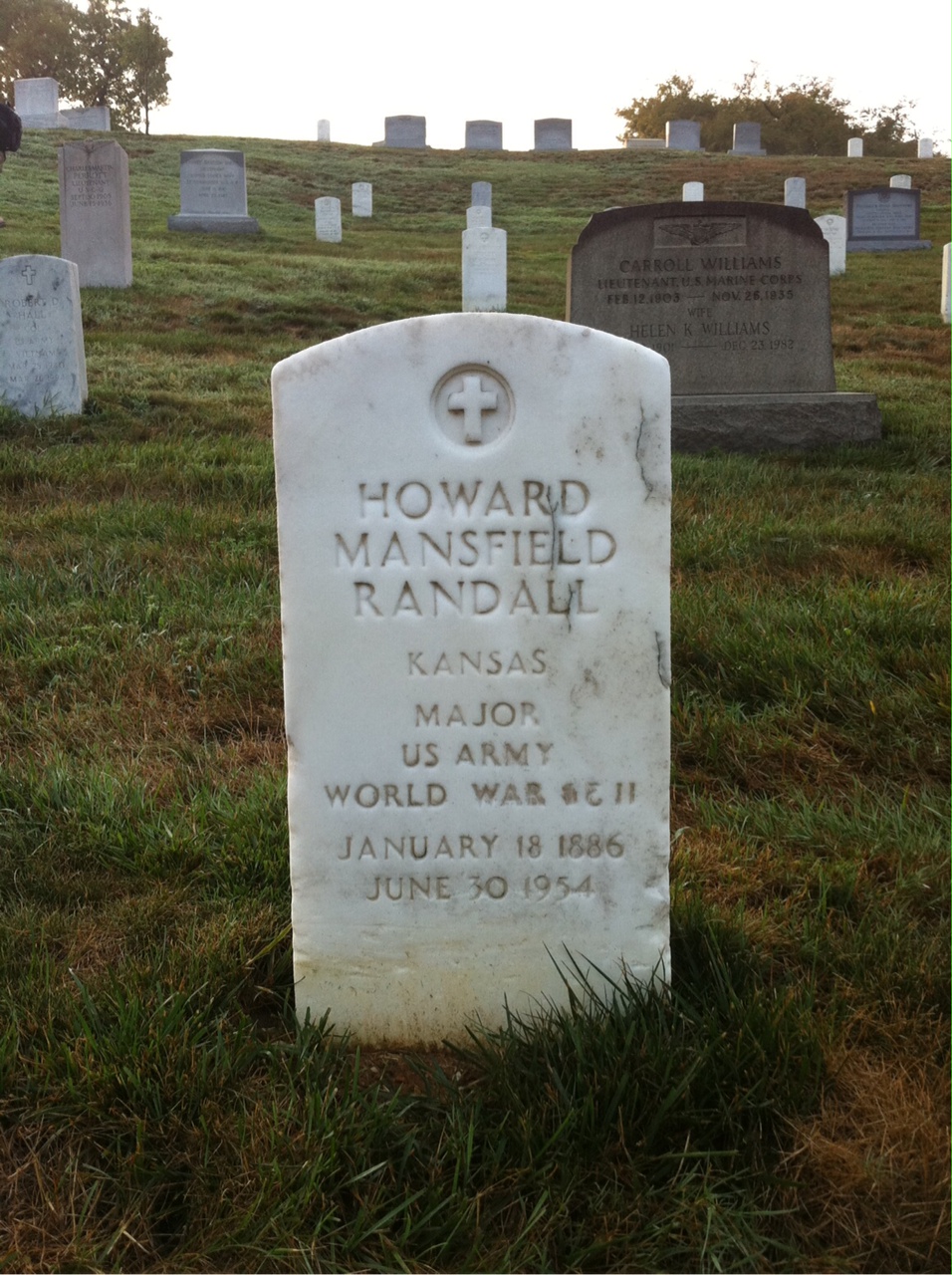 Headstone of Howard M Randall