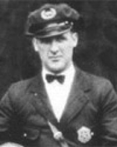 Headstone of Lyle Florian Tracy