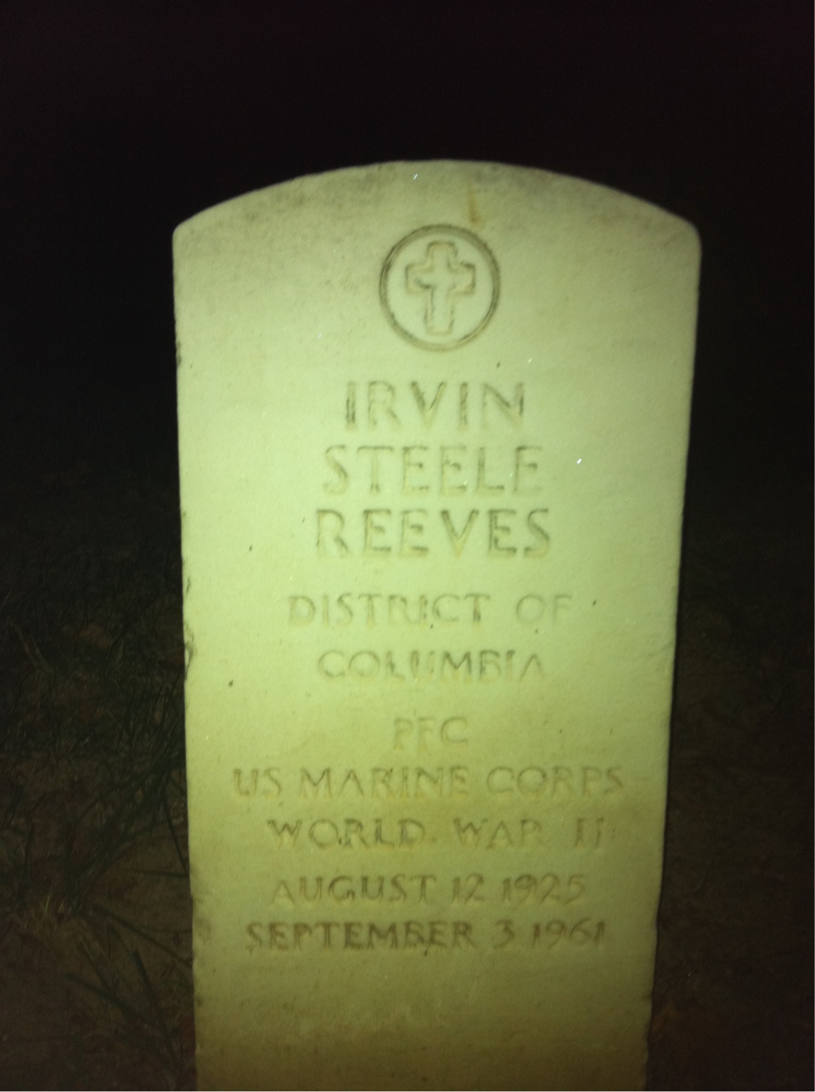 Headstone of Irvin S Reeves