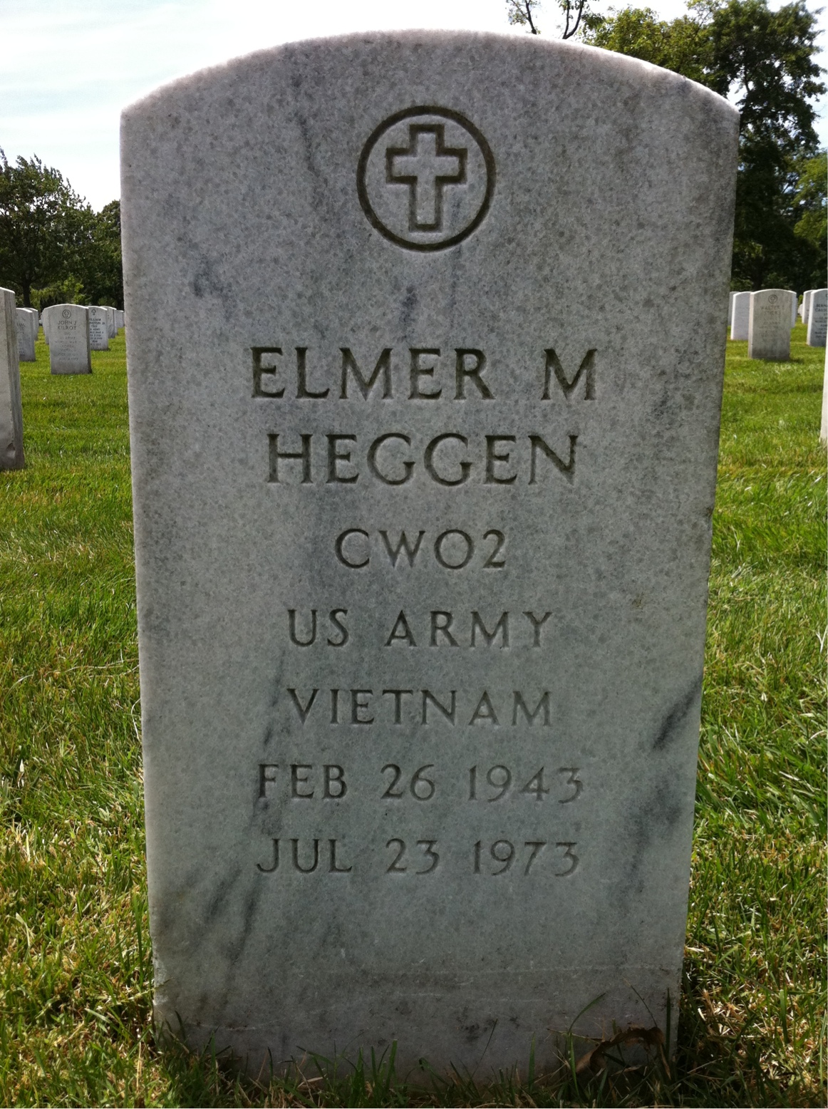 Headstone of Elmer Martin Heggen