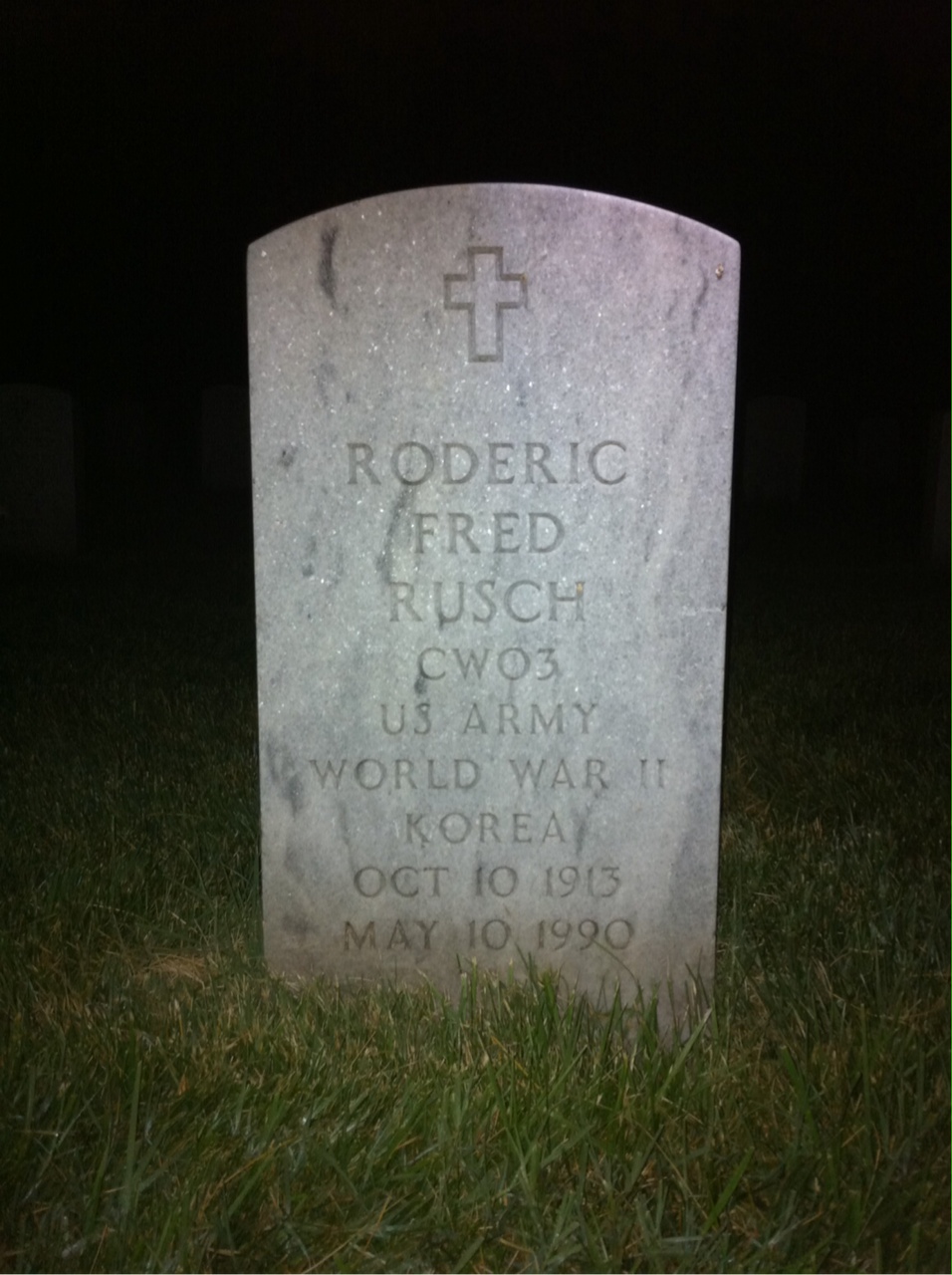 Headstone of Roderic F Rusch