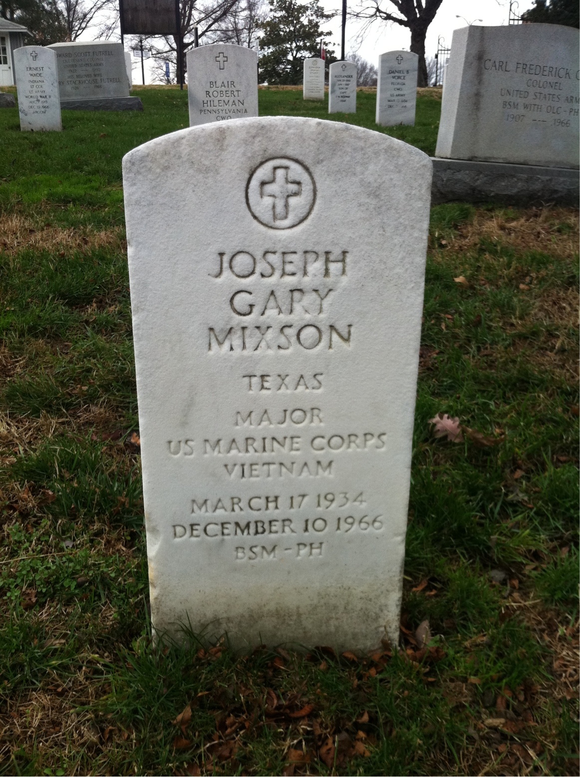 Headstone of Joseph Gary Mixson
