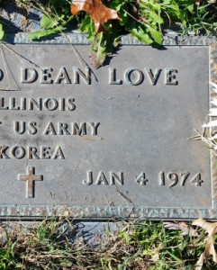 Headstone of Donald Dean Love