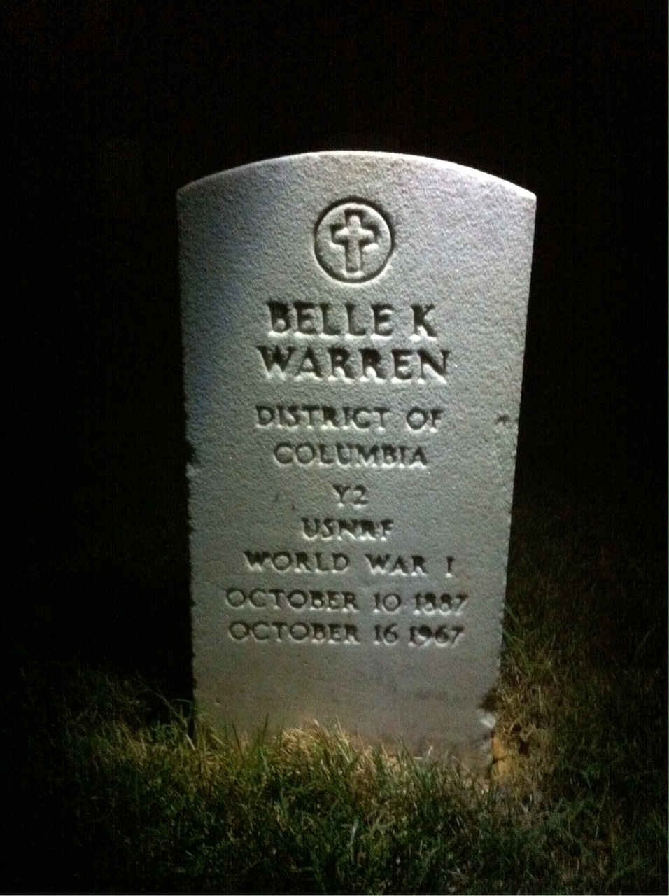 Headstone of Belle K Warren