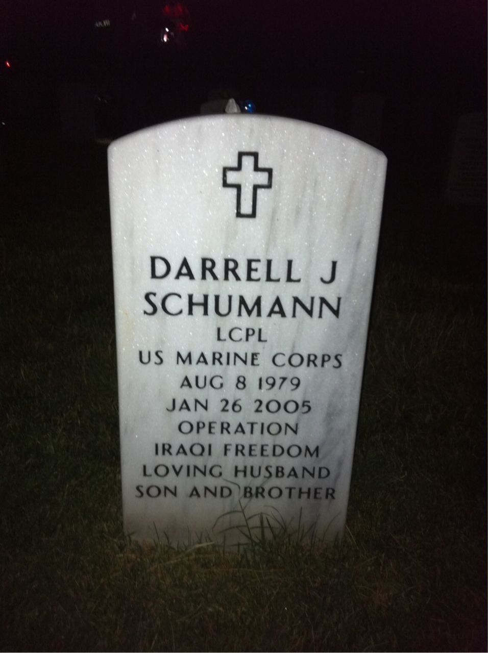Headstone of Darrell James Schumann