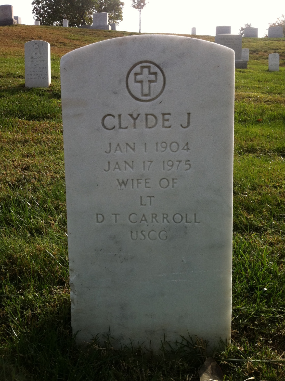 Headstone of Clyde J Carroll
