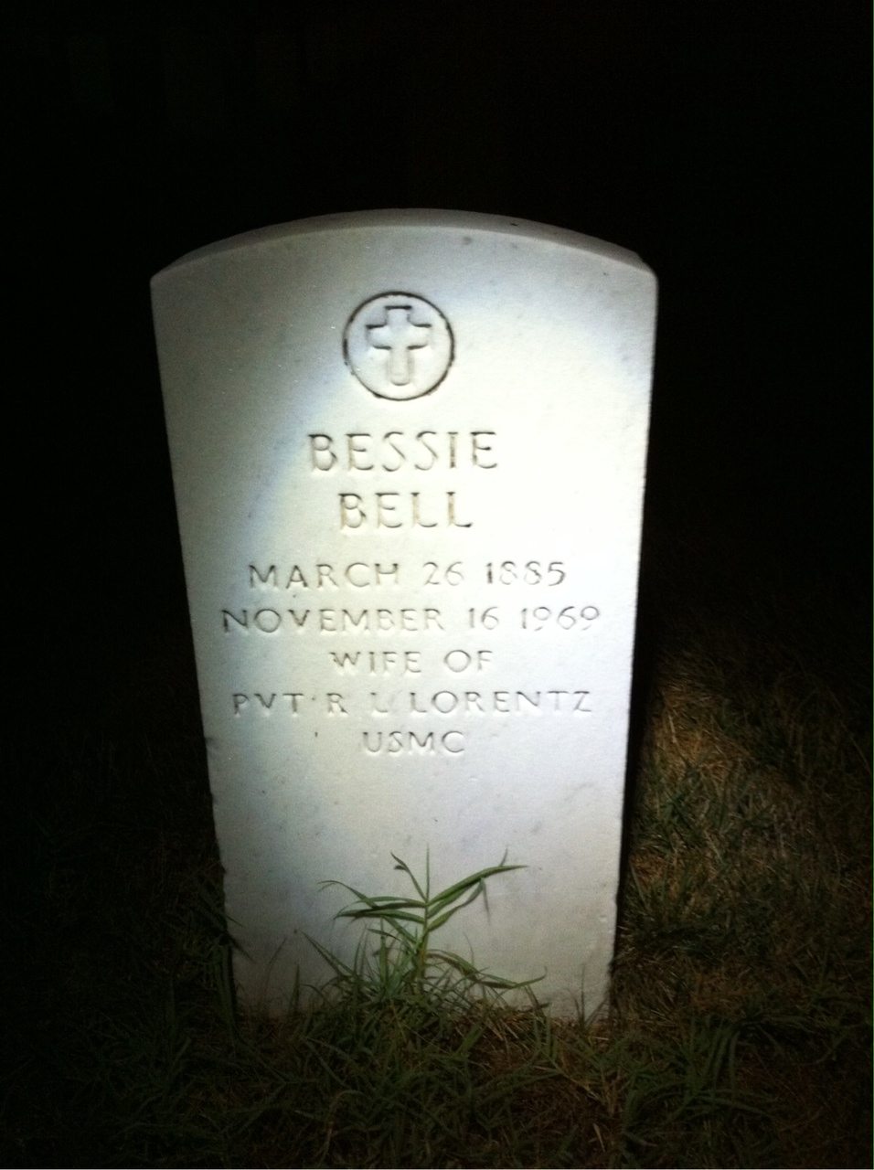 Headstone of Bessie B Lorentz