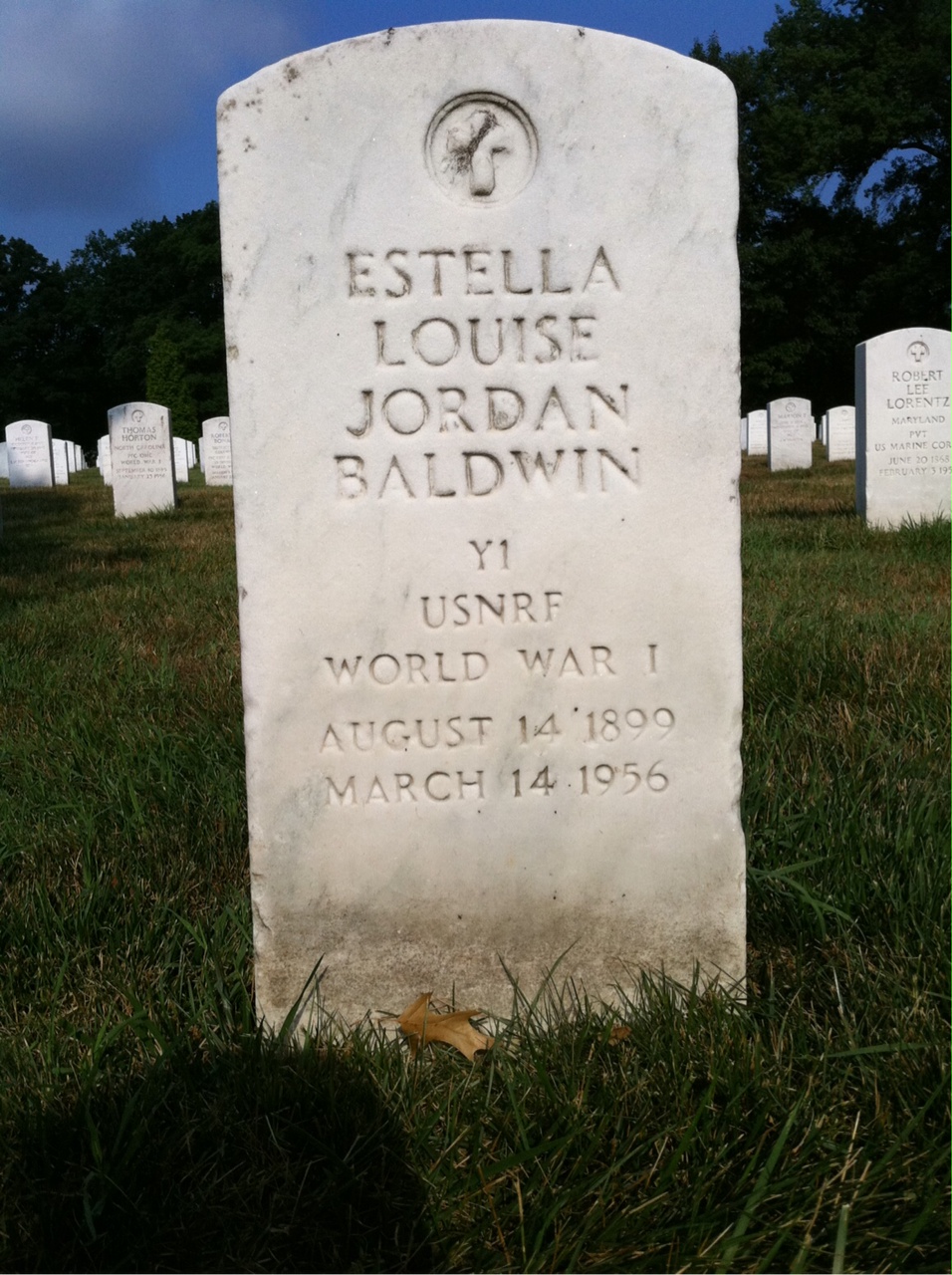 Headstone of Estella L Baldwin