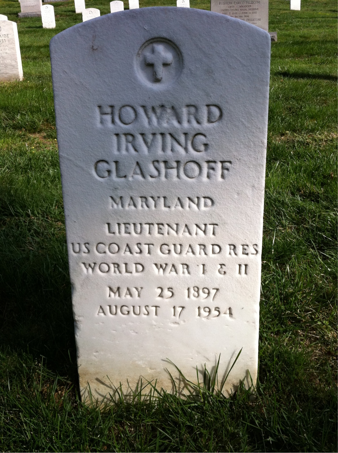 Headstone of Howard I Glashoff