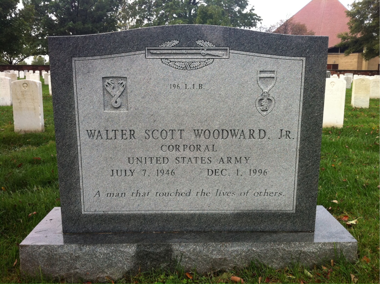 Headstone of Walter S Woodward Jr.