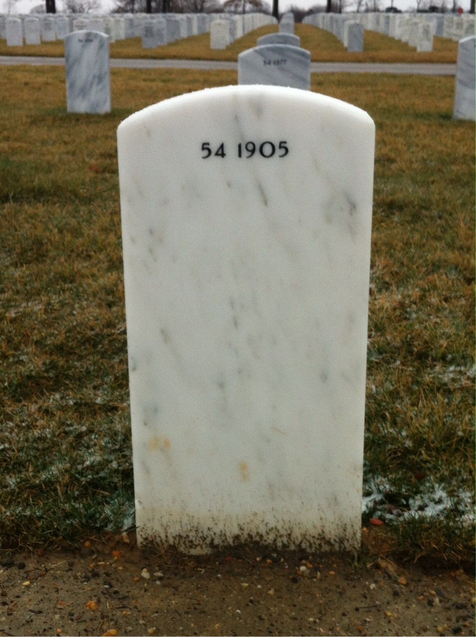 Headstone of Robert H Sheridan Sr.