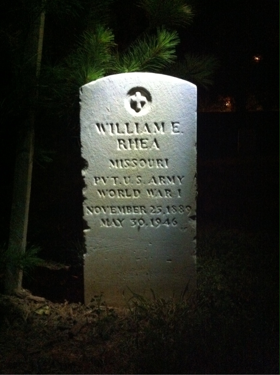 Headstone of William E Rhea