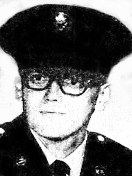 Headstone of Dewey Irvin Struebing