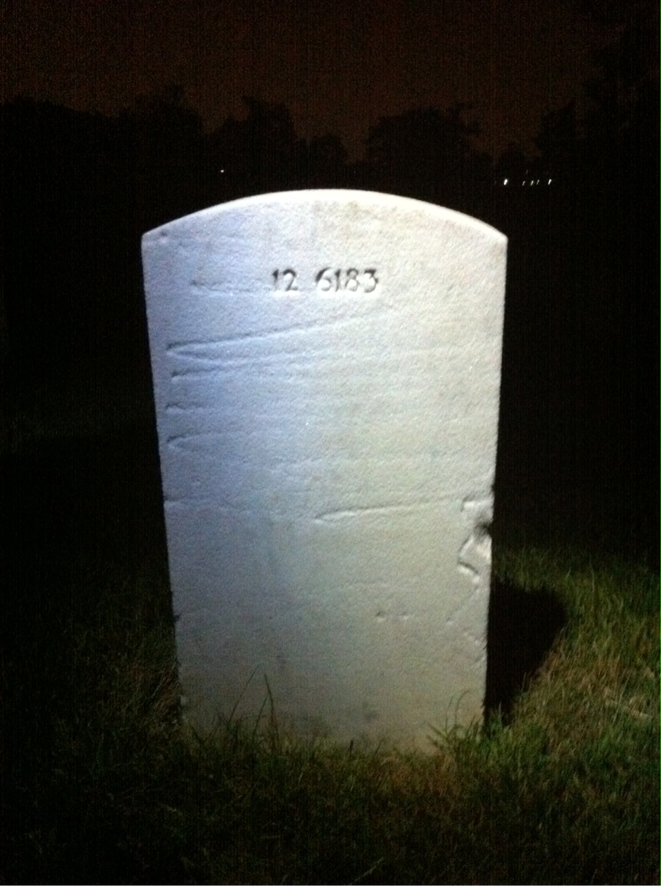 Headstone of Belle K Warren