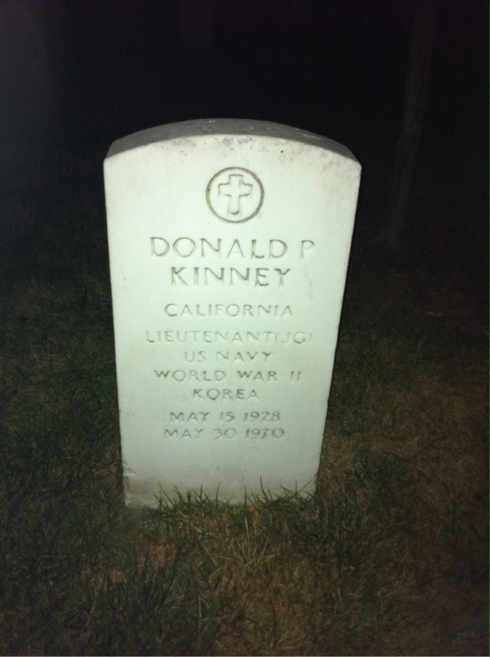 Headstone of Donald P Kinney
