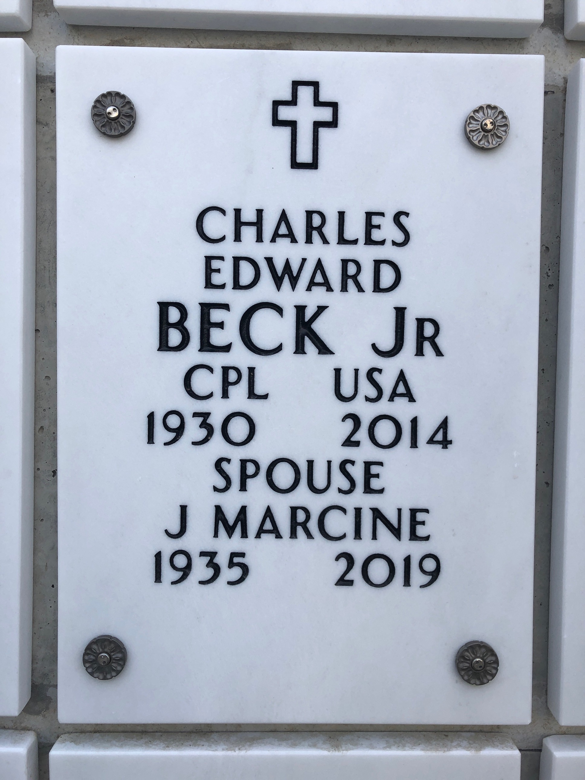 Headstone of Charles Edward Beck Jr.