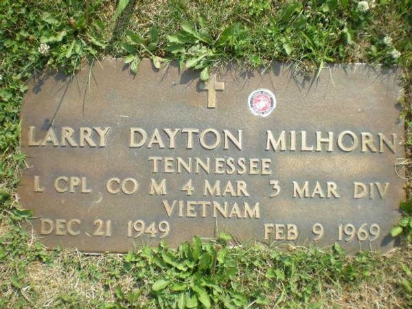 Headstone of Larry Dayton Milhorn