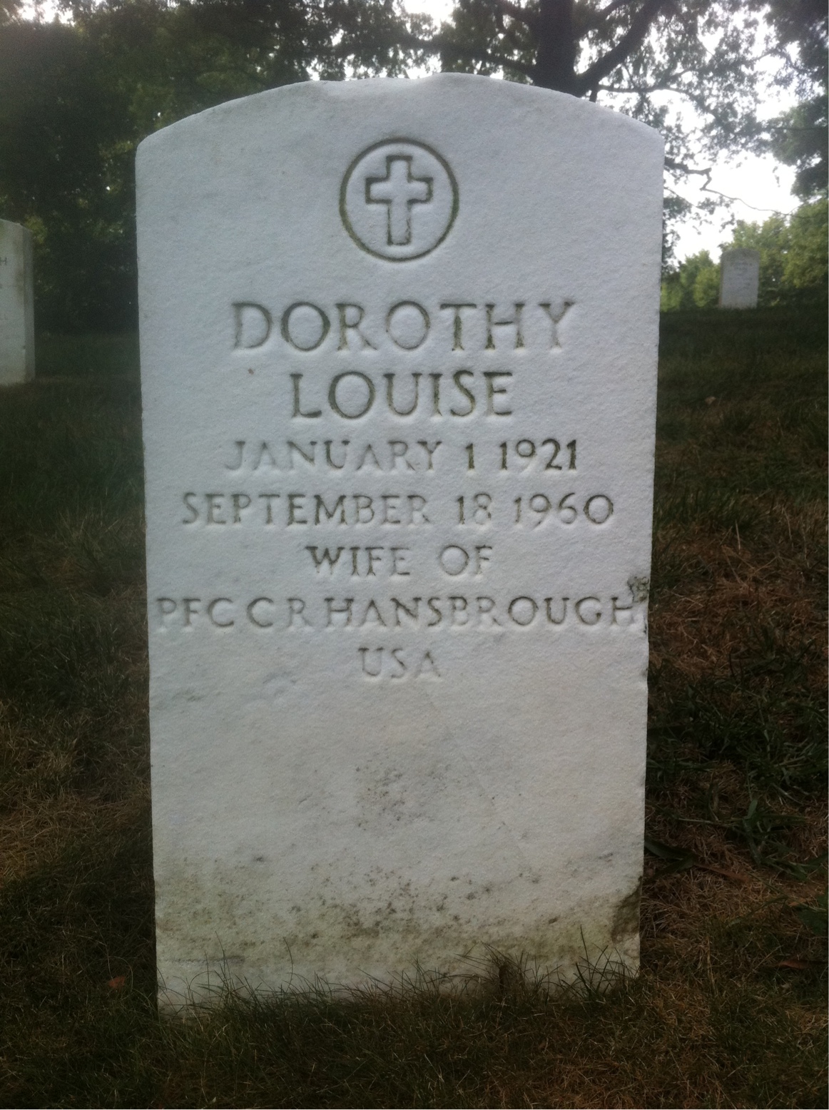 Headstone of Dorothy L Hansbrough