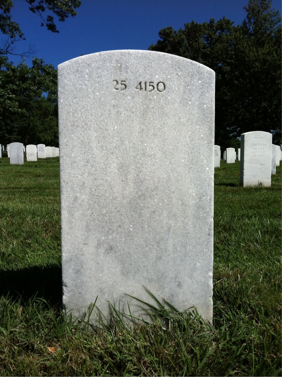 Headstone of Elmer Betzhold