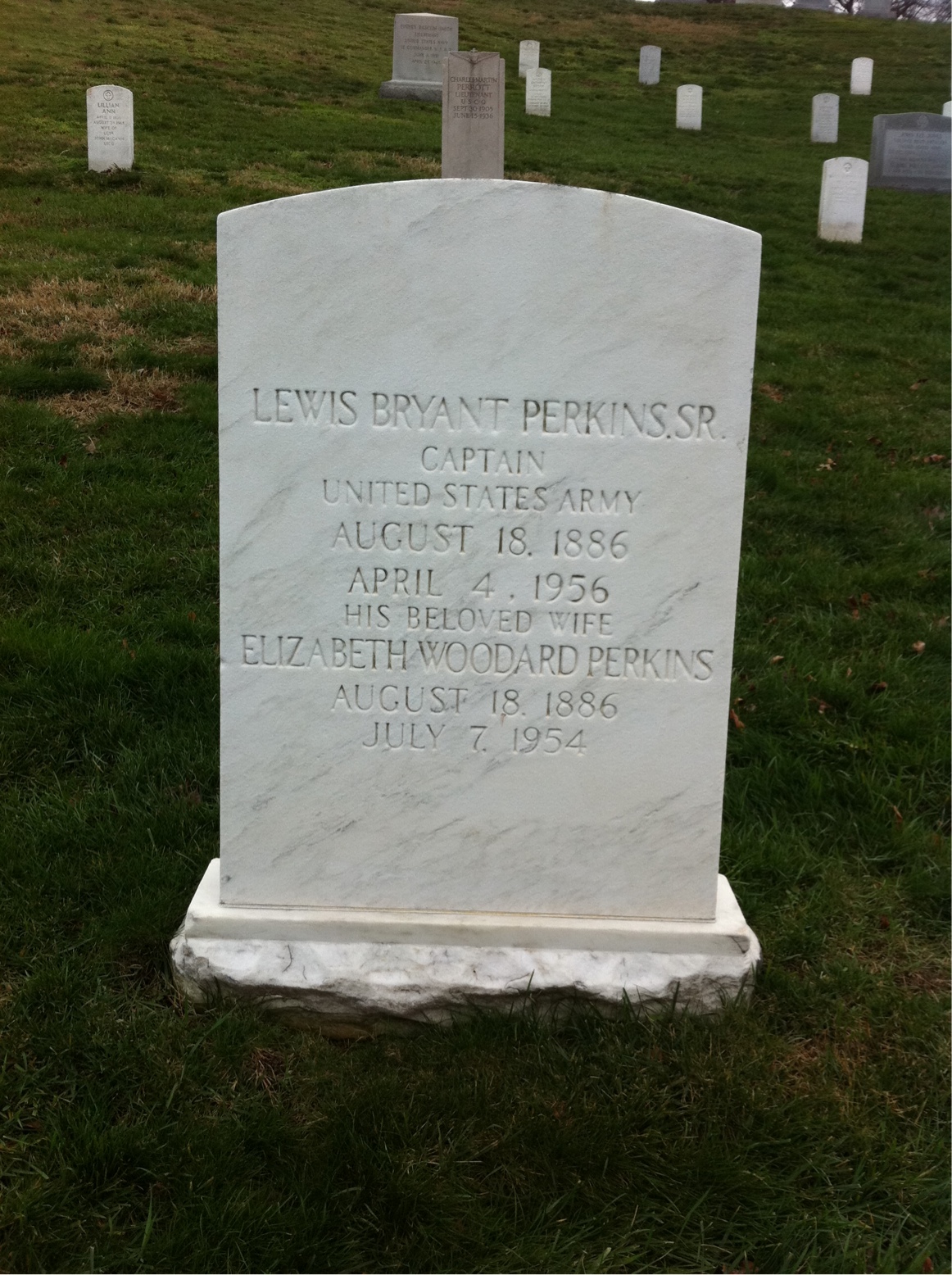Headstone of Lewis B Perkins