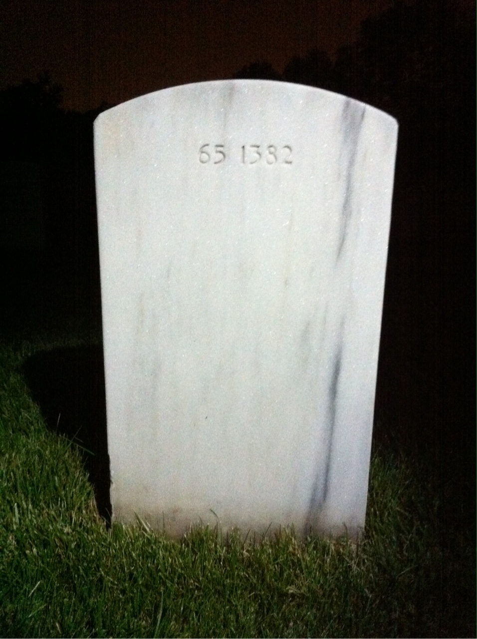Headstone of Kenneth H Cary Jr.