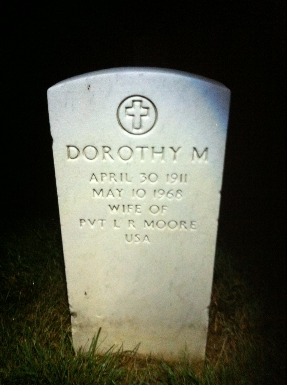 Headstone of Dorothy M Moore