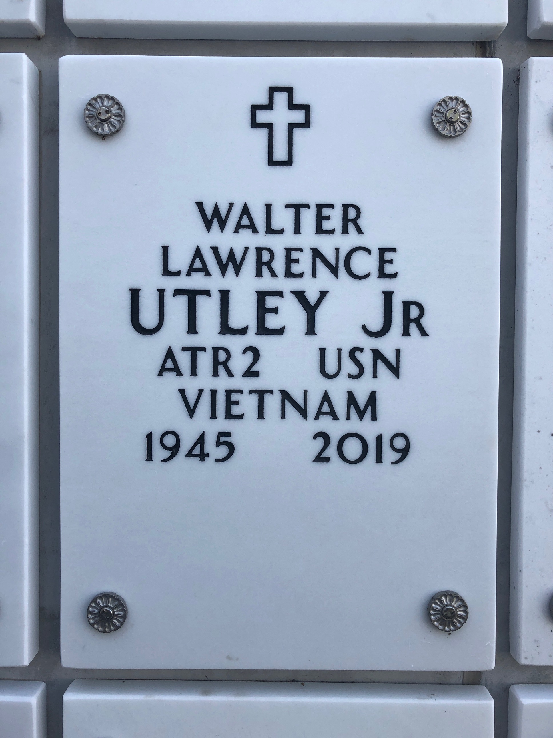 Headstone of Walter Lawrence Utley Jr.