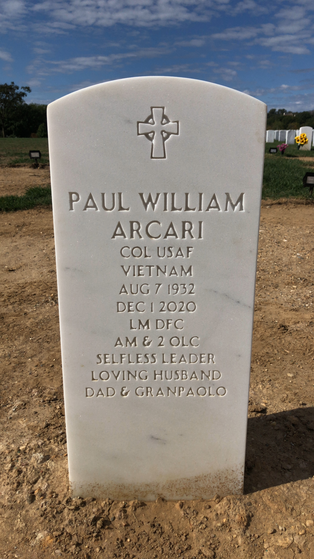 Headstone of Paul William Arcari