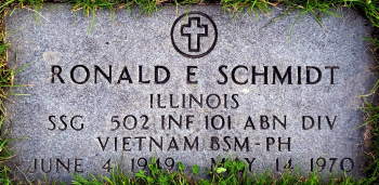 Headstone of Ronald Eugene Schmidt