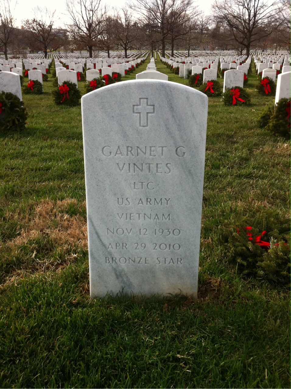 Headstone shared by 2 interments, including Garnet Grant Vintes