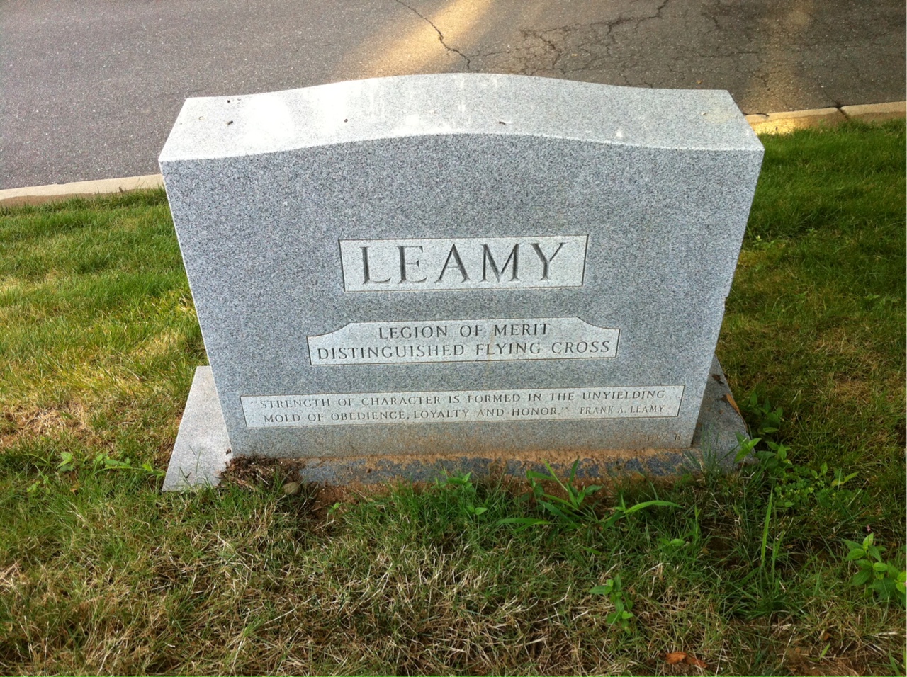 Headstone of Frank Ashton Leamy